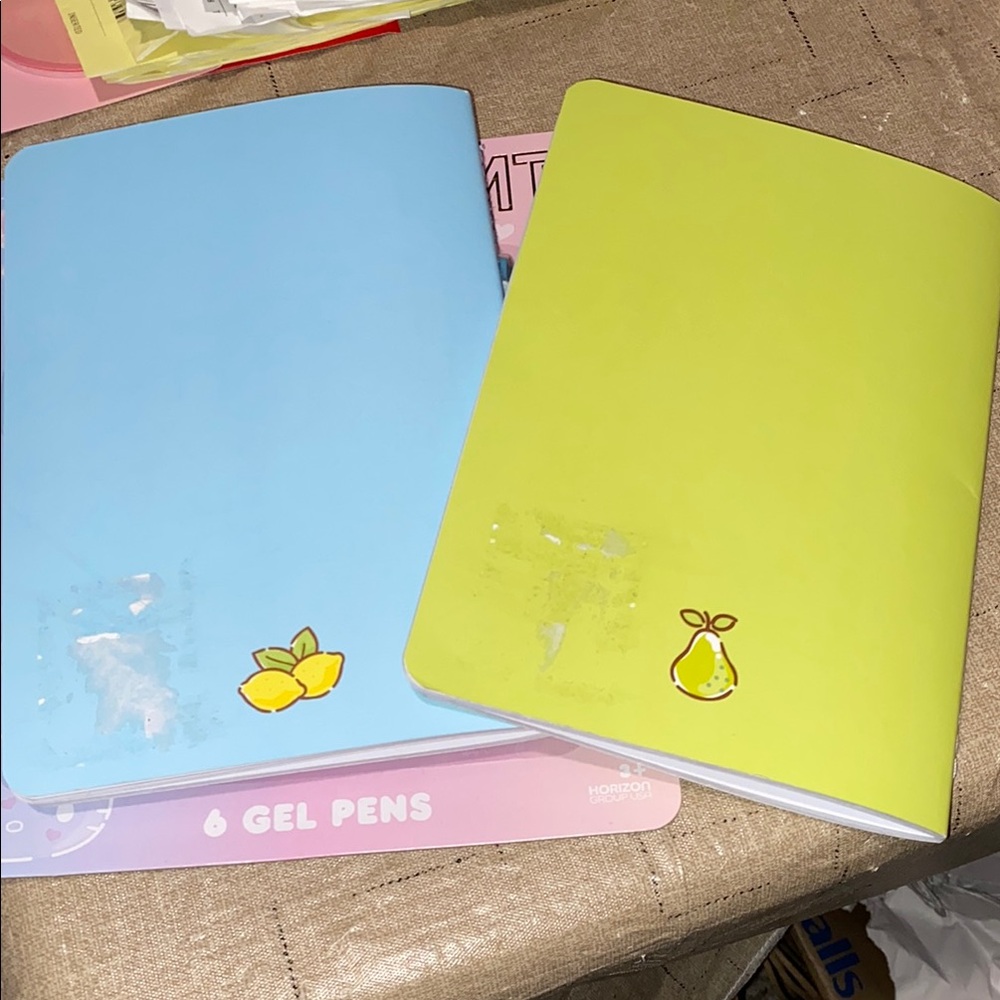 Hello Kitty Gel Pens and Cinnamoroll, kereopi Notebook Set - Picture 6 of 8